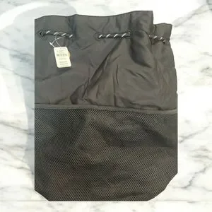 Black Drawstring Men's Bag