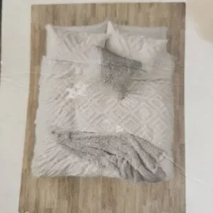 BP Twin XLTufted Lattice Duvet Set