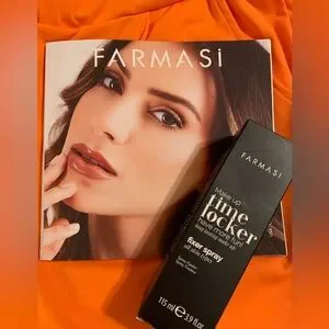 Brand FARMASI MAKEUP TIME LOCKER fixer spray
