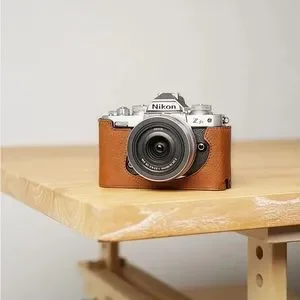 Bunutan Leather Camera CASE ONLY Nikon Z Fc In Color Umber