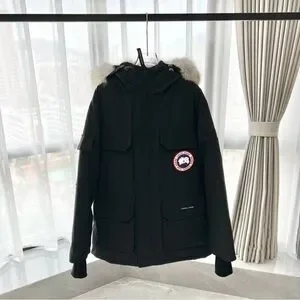 Canada Goose Men's Coat Very comfortable to wear