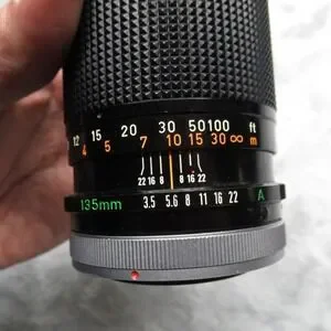 Canon 135mm F/3.5 Lens Vintage Telephoto Lens With Case Photography Untested
