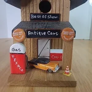 Car Show Custom Made Brand New Bird House Amazing Detail & Color 11' By 11'