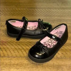 Carter’s Mary Jane shoes size 10 toddler
