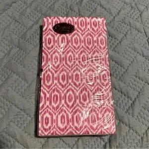 Caspari Amala Ikat Fuchsia 15 Triple Ply Napkin 33cmx40