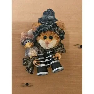 Cat & Bird Figurine With Binoculars Whimsical Decor Shelf Sitter VINTAGE