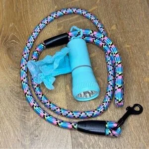 Cat Dog Puppy Walk Set Kit Harness Leash Bag Holder Flashlight 80s Style Retro