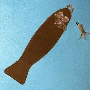 Cat Scratcher Claw Pad Door Hanger Toy Fish Shaped NEW Without Tags