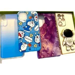 Cel Phone Covers Bundle of 4 Cel phone covers see photos for sizes -size…