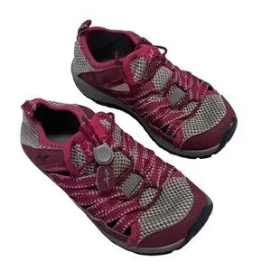 Chaco Girls Fuchsia Water Sandals junior size 12
