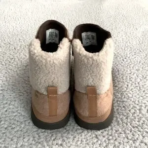 Chaco Women’s Revel Tall Boots NIB