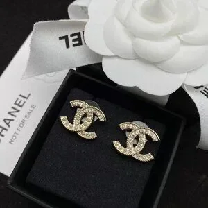 CHANEL Faux Pearl & Strass Gold CC Stud Earrings CHANEL Faux Pearl & Strass Gold CC Stud Earrings