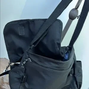 Character Bag Three Feather Black Crossbody Bag