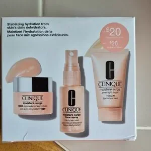 Clinique Moisture Surge Hydration Trio