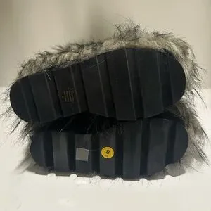 Club Exx WILD INSTINCTS FAUX FUR BOOTS - OFF WHITE