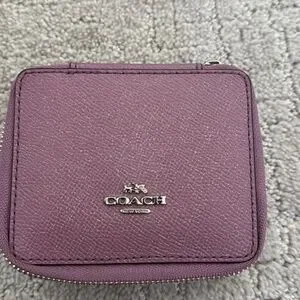 Coach Lilac Glitter Crossgrain Leather Jewelry Case Zip Around Travel Box