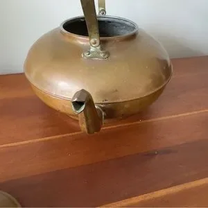Copper Fireplace Kettle With Bakelite Handle – Rustic Farmhouse Décor