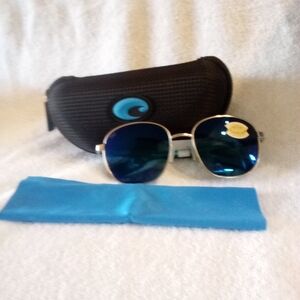 Costa Sunglasses Egret 6S4005-06 Brushed Silver Clear Blue With Gray Lenses 580P
