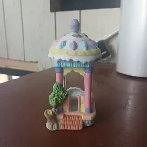 Cottontale Cottages Porcelain Easter Gazebo Figurine 4.5" Spring Decor Vtg 1996
