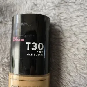 Cover Girl-TruBlend Matte Made Liquid Foundation-T 30 Warm Honey