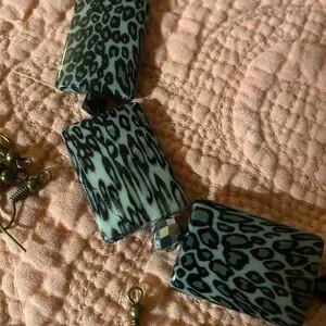 Crafting Miscellaneous Beads And Earring Pieces. More Than What Is Pictu…