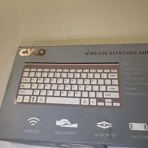 Cylo Wireless Touch Keyboard And Mouse Set Plug & Play Brand-new Open Silver