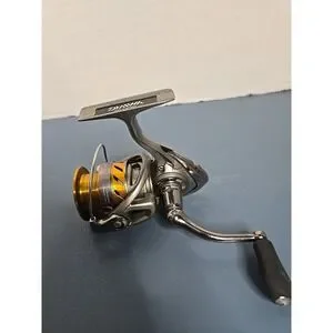 Daiwa Revros 2500H Spinning Reel