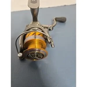 Daiwa Revros 2500H Spinning Reel