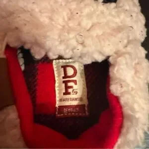 Dearfoams Kid’s Baby Bear Comfort Slippers Closed Back White Size 3-4. Wore Once