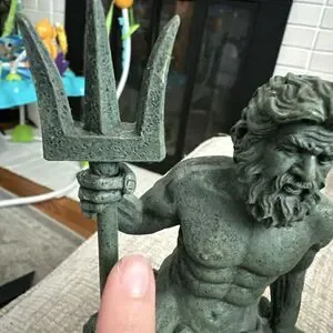DEEP BLUE DECOCONCEPTS POSEIDON AQUARIUM DECOR 7.5" LOT OF 2 NEW WITH DEFECTS