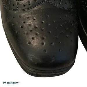 Deer Stags Ace wing tip shoe 3 1/2 big kids