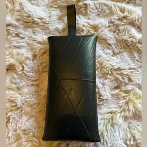 Deus Ex Machine Leather Black Zippered Pouch