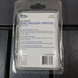 Digital Visions Secure SD Card Reader Writer USB High Speed For PC/Mac New ZA