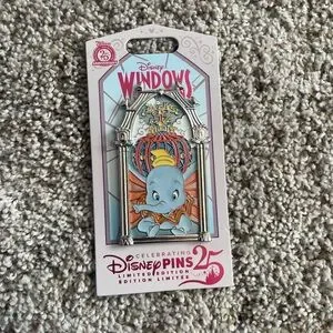 Disney Dumbo Windows if Attraction Pin