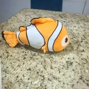 Disney Finding Nemo" Dory" Fish Plush Stuffed Animal SZ 16”X8"