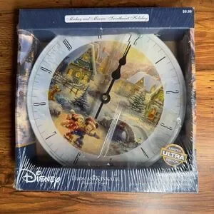 Disney Mickey & Minnie Sweetheart Holiday Thomas Kinkade‎ Glass Wall Clock