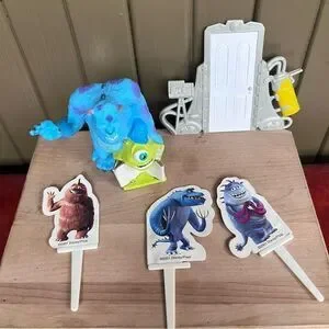 Disney Pixar 2001 Monsters Inc. Deco Pac Cake Topper Set