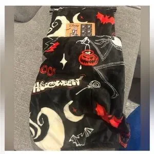 Disney’s the Nightmare Before Christmas Plush Throw Hallowee…