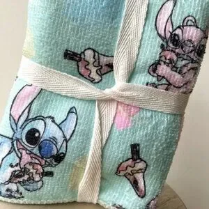 Disney : Stitch And Angel - 4 Summer Microfibre Wash Cloths NWT ✨