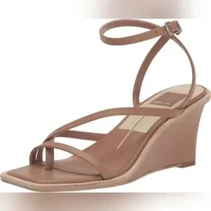 Dolce Vita Women's Gemini: Cafe Leather Ankle Strap Sandal Size 10