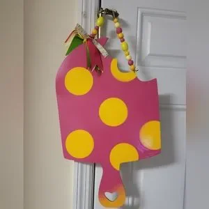 Door hanger