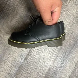 Dr. Martens Black Dress Shoes Classic Lace-Up Design