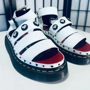 DR MARTENS CLARISSA II BETTY BOOP VEGAN PLATFORM SANDALS