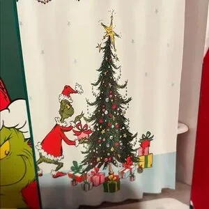 Dr. Seuss The Grinch Shower Curtain - Green And Red