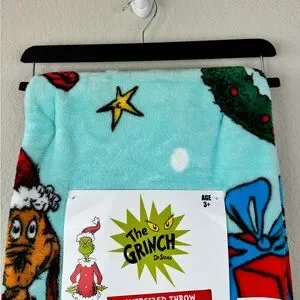 Dr Seuss The Grinch Teal Christmas‎ Blanket 50x60