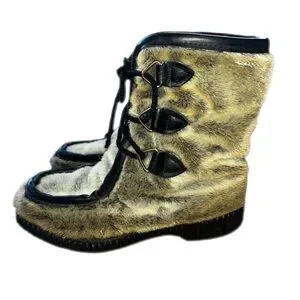 Dunhams Eskipades unisex Vintage Style Winter Faux Fur Boots Canada
