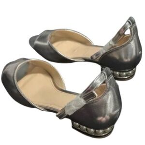 Dunion Silver Open Toe Flats Ankle Strap Dress Shoes w/ Pearl Heel Detail NIB