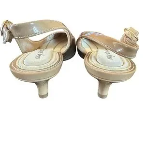 Easy Street Faye Nude Patent Heel Size 9.5
