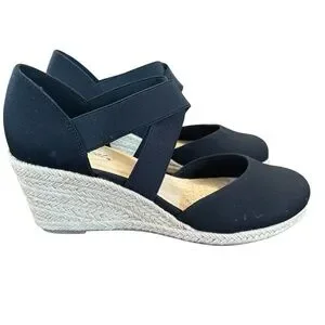 Easy Street Pari Black Canvas Espadrille Size 8.5