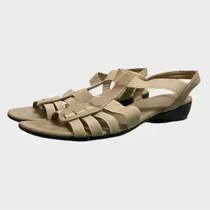 Easy Street Strappy Slip-On Sandals Sz 7.5 Beige Casual Summer Loungewear Office